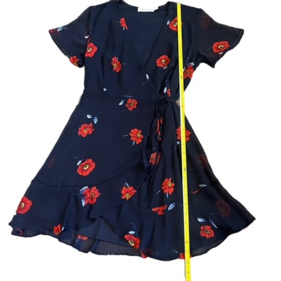 All in Favor Isabella Wrap Flounce Mini Dress Navy and Red Floral - Picture 7 of 9